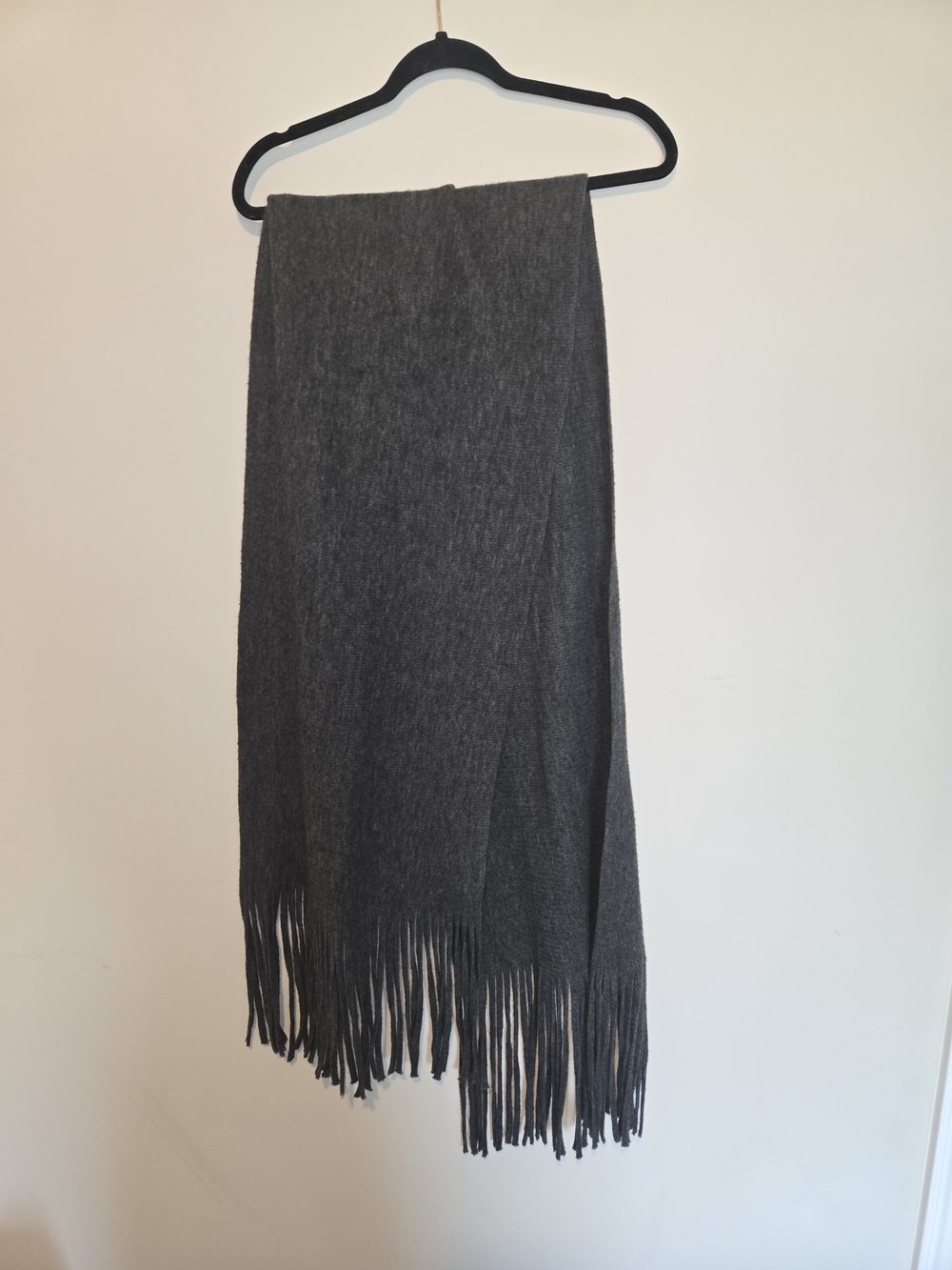 Lucky Brand Dark Gray Fringe Knit Scarf